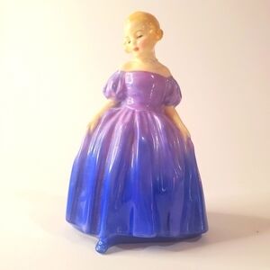 ROYAL DOULTON "Marie" HN 1370 RK Porcelain Figurine Vintage Circa 1940's